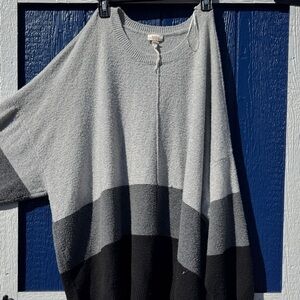 a.n.a Gray and Black Crew Neck Sweater